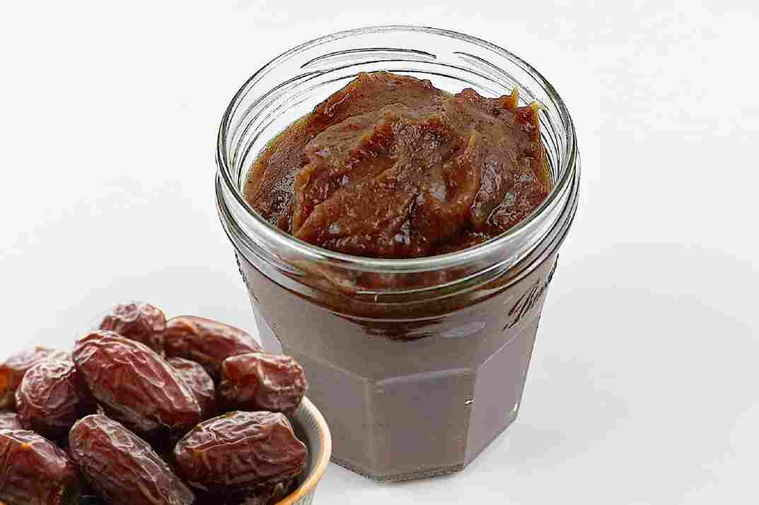 تصویر 3 از خمیر خرما جهرم تهیه شده از خرمای تازه